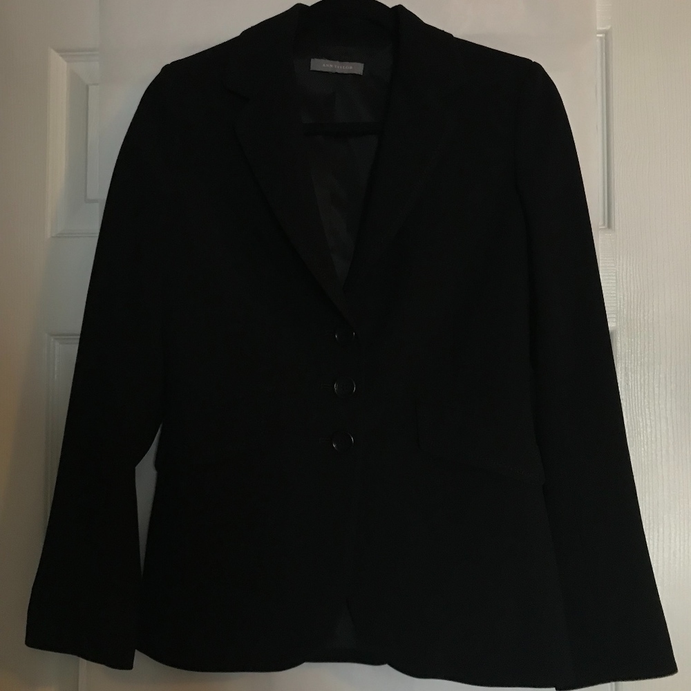 Black Ann Taylor DoubleWear Blazer - Size 6 (NWOT)